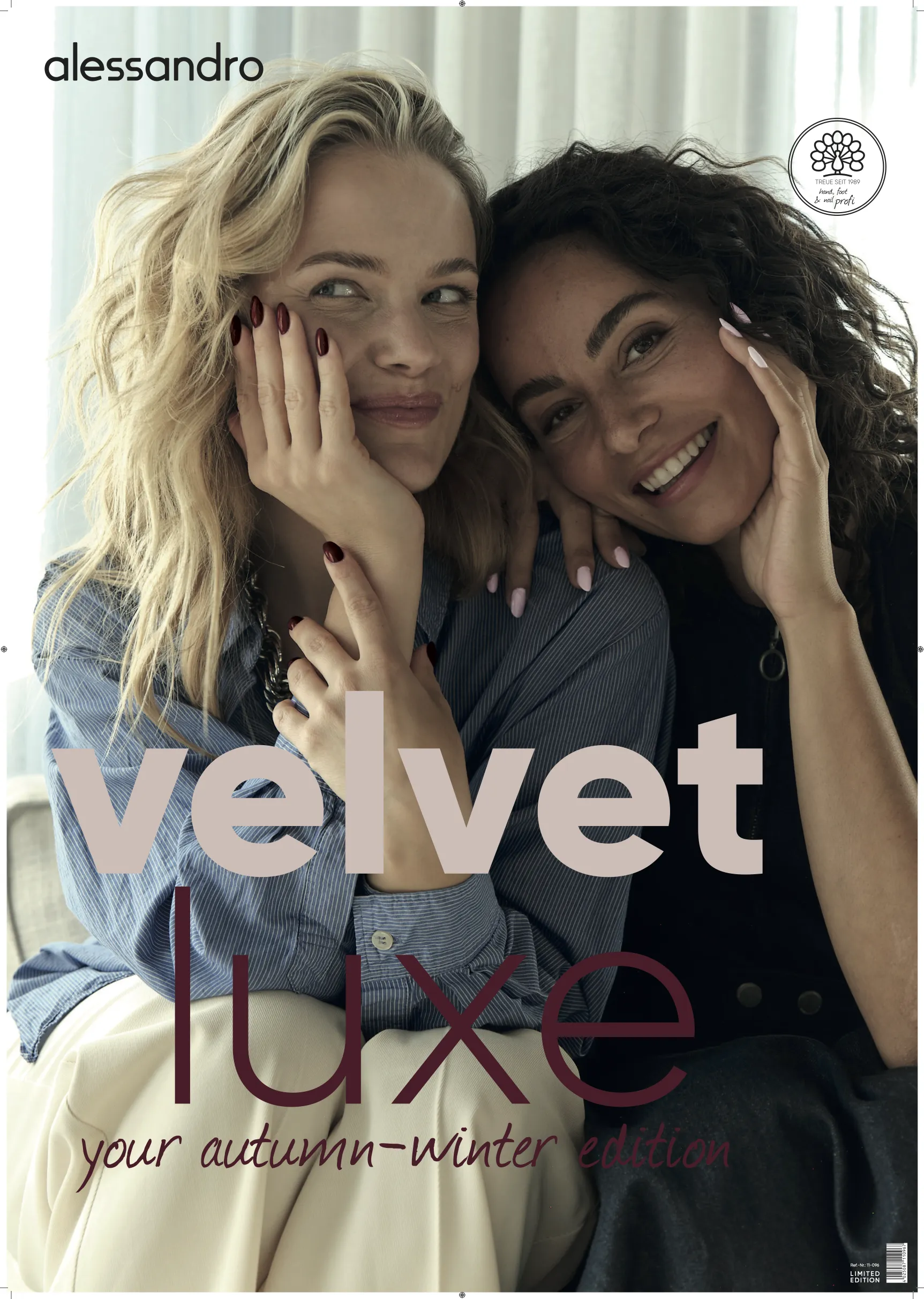 Look Poster Velvet Luxe